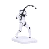 Nemesis Now - Star Wars - Stormtrooper "What a Catch" Standbeeld 16cm